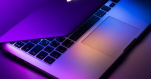Samsung Galaxy Book vs Apple MacBook comparatif 2026